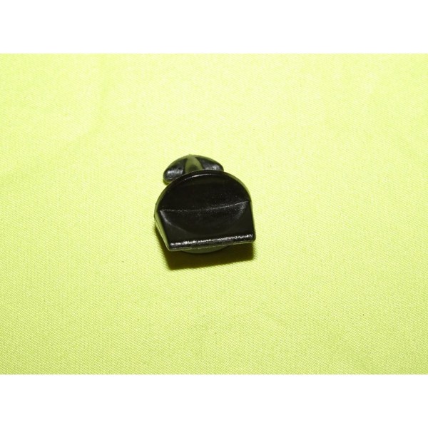 Agrafe bouton manette vis fixation cache protection superieur moteur 3923679 pour volvo S40 V40