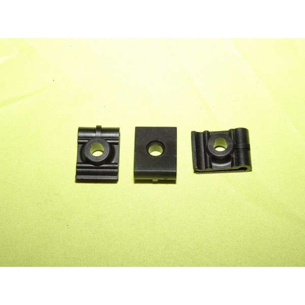 1 Prisonnier agrafe fixation parechocs 30872531 pour volvo S40 V40 de 2000 à 2004