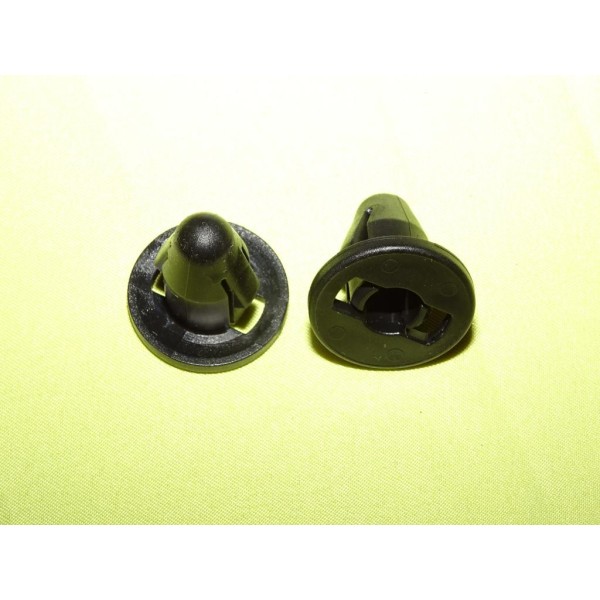 1 Agrafe clips taquet prisonnier fixation baguette moulure porte 30872799 pour volvo S40 V40