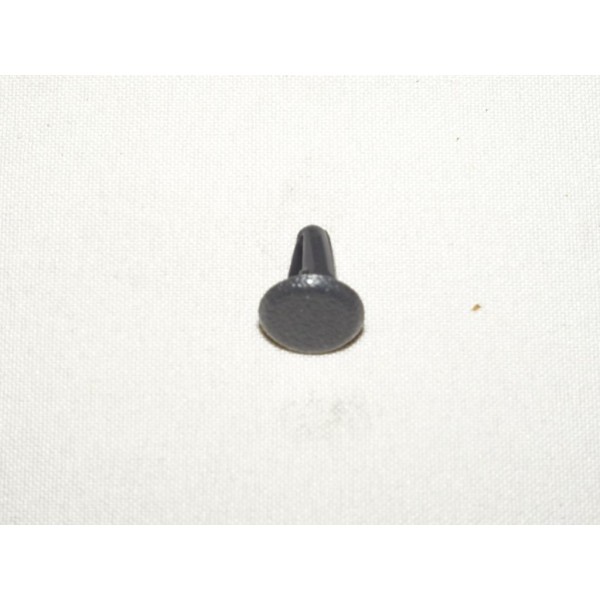 Agrafe bouton clips fixation revetement interieur MB828035 pour mitsubishi delica star wagon L300 pajero montero