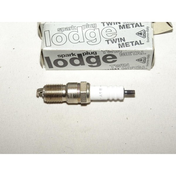 Lot 4 bougies allumage B6Y pour citroen axel BX CX GS GSA LNA visa C15 peugeot 205 305 309 505 opel manta B renault 14 18 20 21 