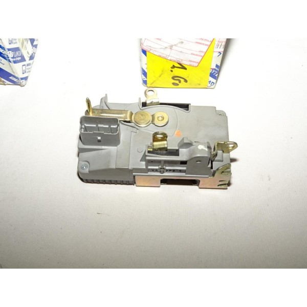Serrure electrique de porte portiere avant droite 9622378280 pour fiat ulysse scudo lancia zeta partir de 1994