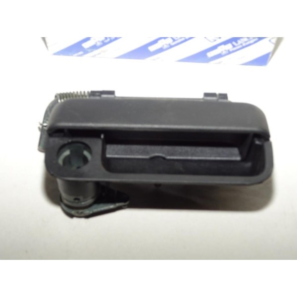 Poignée de porte exterieur avant droite 82479235 pour lancia delta de 1993 à 1999 version 5 portes