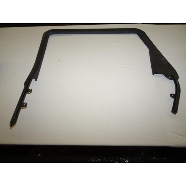 Garniture revetement contour vitre porte portiere arriere droite 1EF02XXXAB pour dodge journey fiat freemont