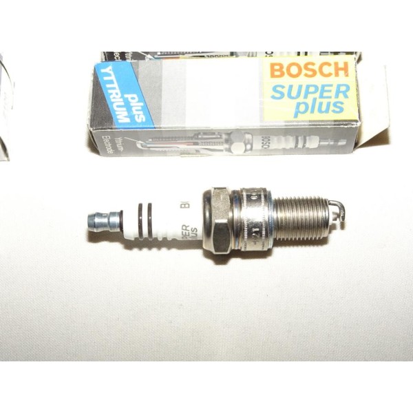 Lot 3 bougies allumage WR7DCX+ pour hyundai H1 H100 excel lantra pony santa fe satellite scoupe sonata starex trajet isuzu troop