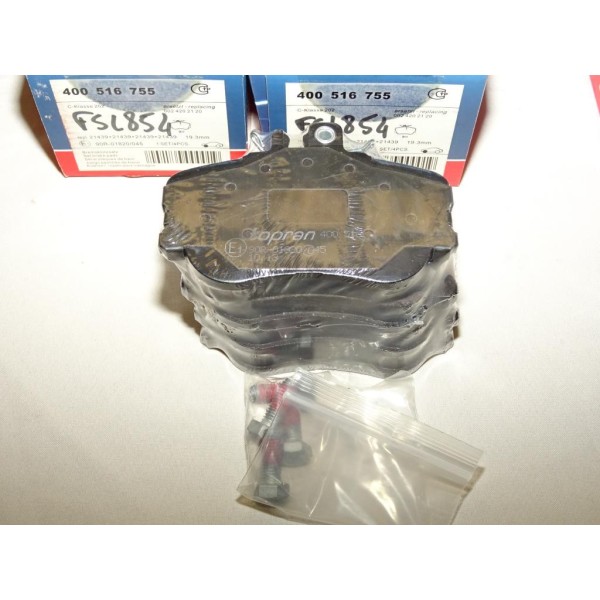 Jeux 4 plaquettes de frein avant montage girling 400516 pour mercedes classe C W202 