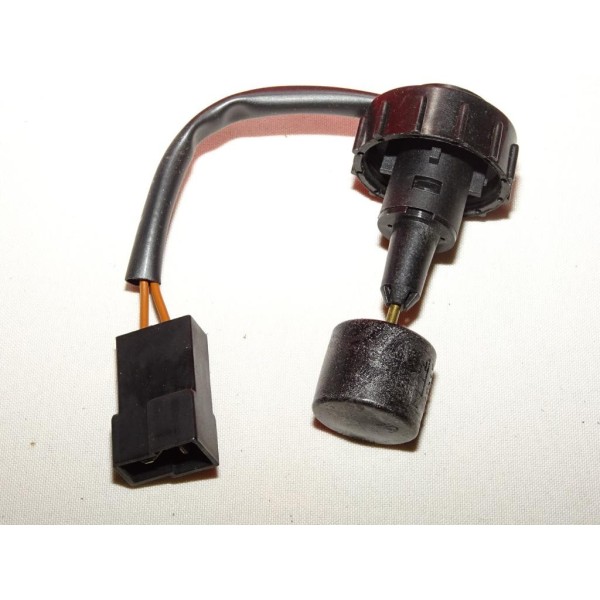 Capteur contacteur niveau bocal reservoir liquide de refroidissement 60536874 pour alfa romeo 33 1.2 1.3 1.5 1.7 essence de 1988