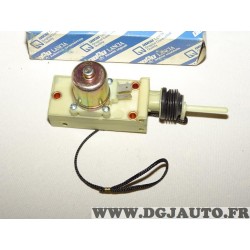 Reducteur moteur ouverture volet trappe remplissage carburant 82417736 pour fiat croma 1 lancia dedra thema