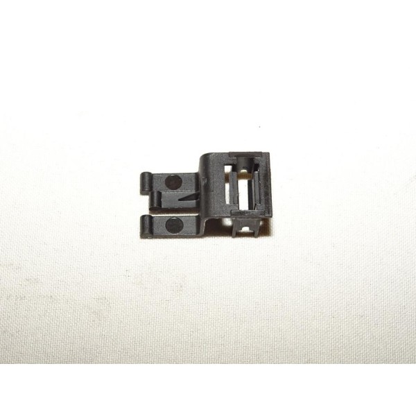 Agrafe attache douille fixation revetement moulure interieur 60672103 pour alfa romeo 156 de 1997 à 2005