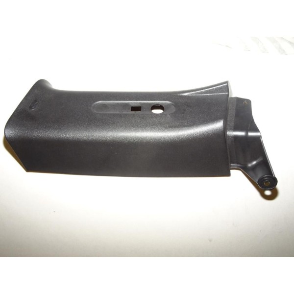 Revetement montant de porte central gauche 735293375 pour alfa romeo 147 version 3 portes