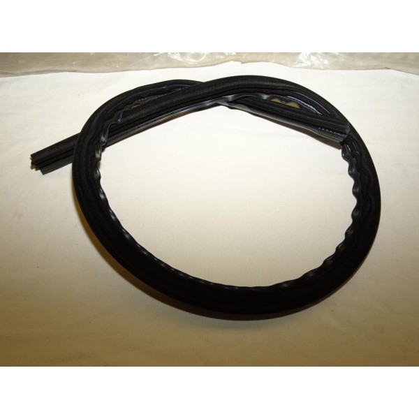 Bande joint vitre interieur porte avant 60691085 pour alfa romeo 159 de 2005 à 2011