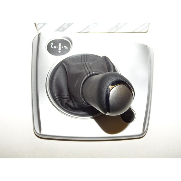 Soufflet noir avec pommeau levier de vitesse sur socle boite de vitesses selespeed 156074590 pour alfa romeo 159 de 2005 à 2010