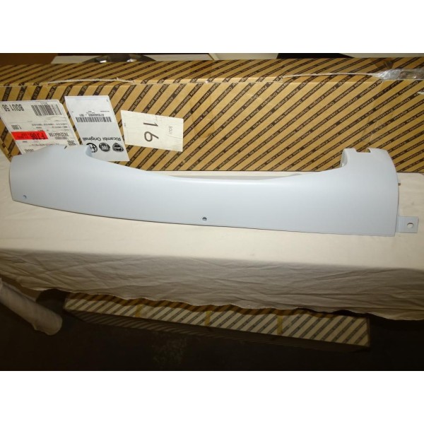Revetement montant porte arriere gauche support feu apprete 735404060 pour fiat doblo de 2000 à 2005