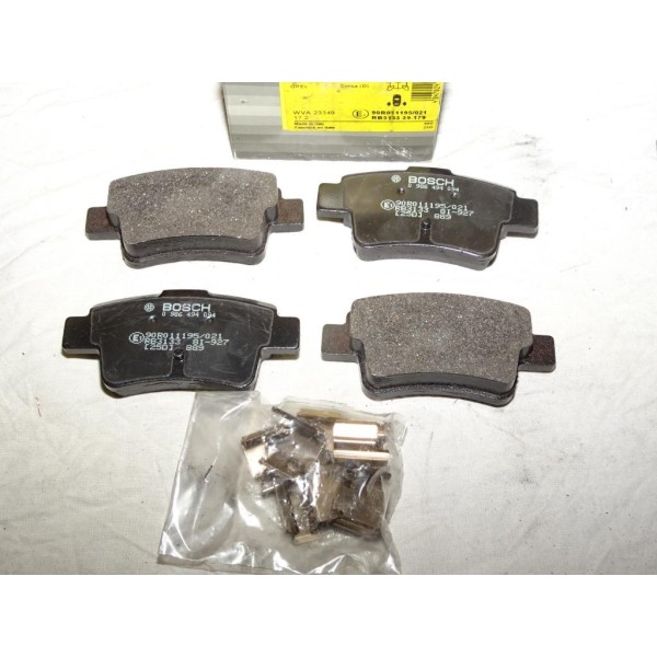 Jeux 4 plaquettes de frein arriere montage bendix 0986494094 pour opel corsa D fiat grande punto