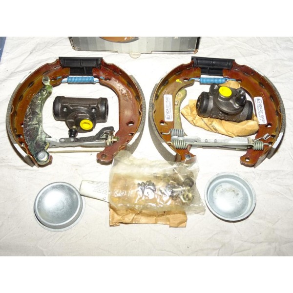 Kit frein arriere prémonté montage bendix 180x30mm 0204114128 pour peugeot 206 