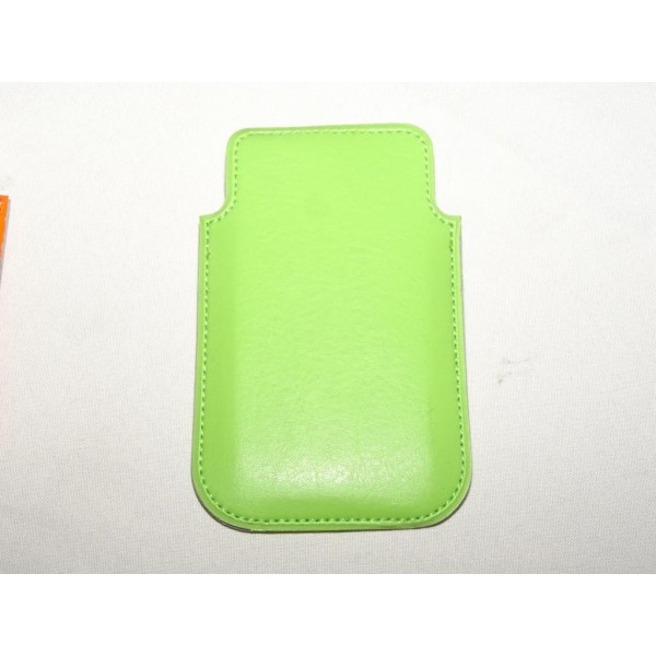 Etui pochette verte protection telephone portable mobile GSM Auxence 