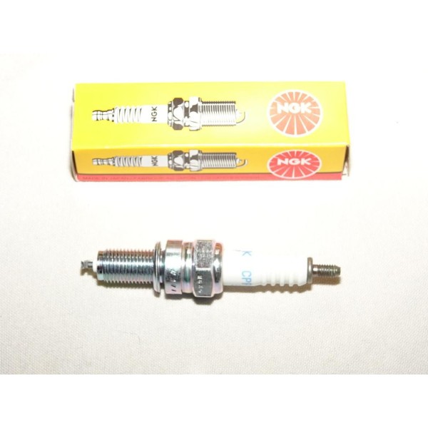 Bougie allumage NGK 2308 CPR9EA-9 pour moto MBK skycruiser 125 ABS X-over 125 yamaha majesty 125 X-city 125 X-max 125 xenter 125