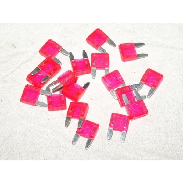 Lot 18 mini fusibles 4A Hella 8JS728596-121 pour renault peugeot citroen volkswagen audi skoda seat fiat lancia alfa romeo merce