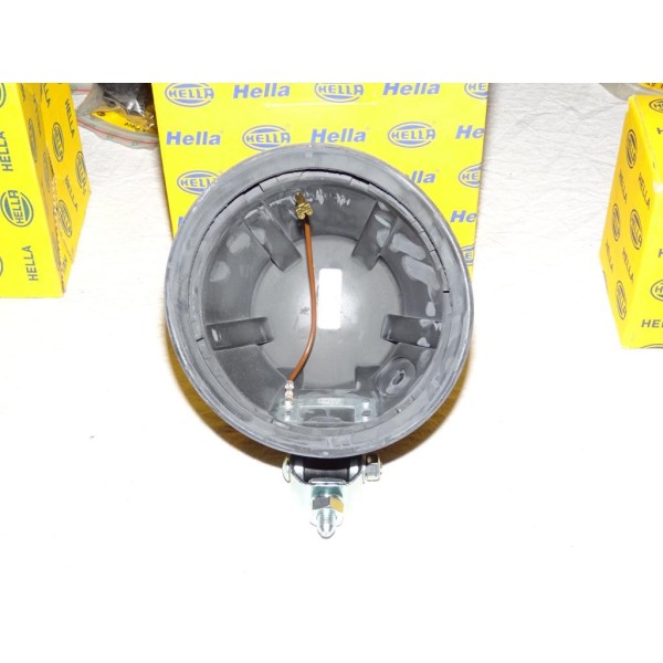 Boitier corps carcasse support projecteur phare 9BG127179-001 adaptable universel case IH caterpillar mercedes terex 