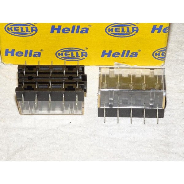 1 Boite à fusible ATO bilateral 5 poles 30A 8JD005993-032 adaptable universel auto poids lourd tracteur engin agricole chantier 