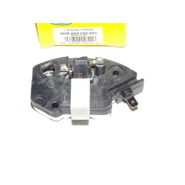 Regulateur alternateur 5DR004242-021 pour austin maestro metro mini montego fiat ritmo X1/9 ford capri escort fiesta granada ori