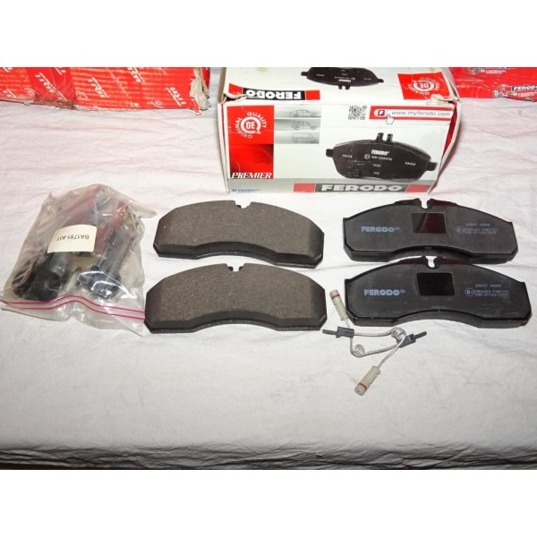 Jeux 4 plaquettes de frein avant montage brembo FVR1791 pour nissan NT500 renault maxity 