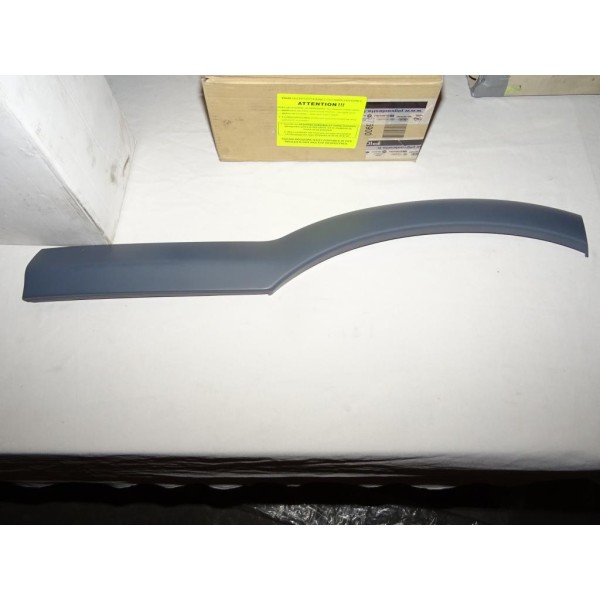 Baguette moulure aile passage de roue arriere droit 13155088 pour opel zafira A partir de 1998 