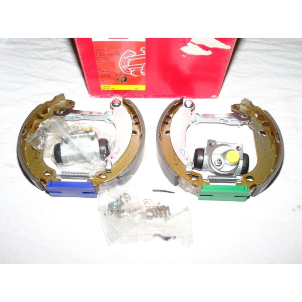 Kit frein arriere montage bendix bosch prémonté 8671014473 pour peugeot 206 dont SW 206+ 