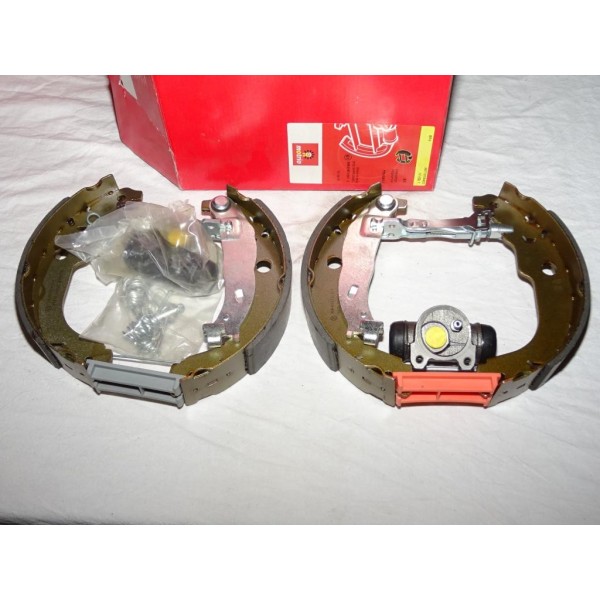 Kit frein arriere prémonté montage bendix 8671019402 pour peugeot 207 