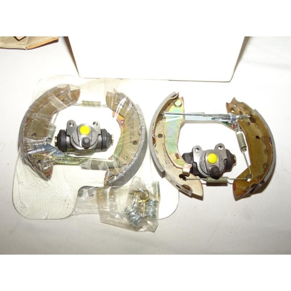 Kit frein arriere prémonté montage TRW 8671003779 pour volkswagen golf 3 III vento 