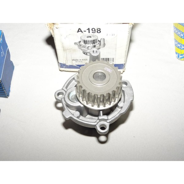 Pompe à eau Dolz A198 pour audi A3 A4 seat altea leon 2 II toledo 3 III volkswagen eos golf 5 V jetta 3 III passat B6 touran 2.0
