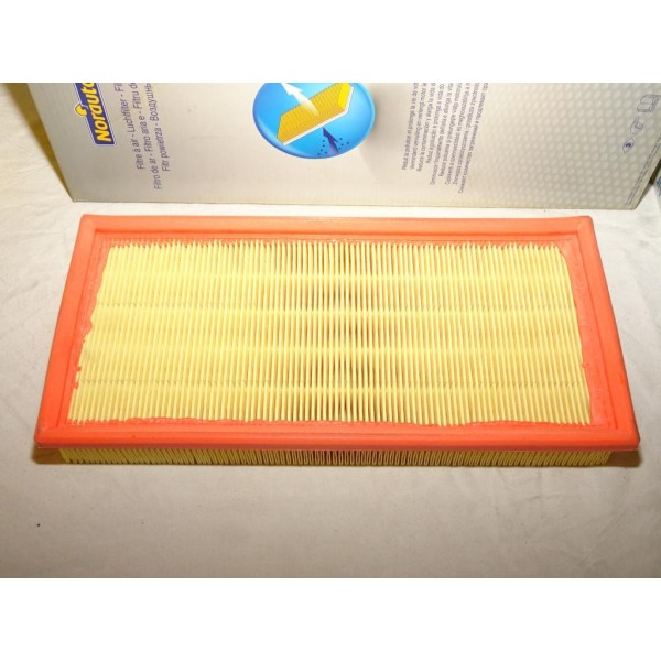 Filtre à air moteur Norauto 1530 3517072 pour toyota avensis 