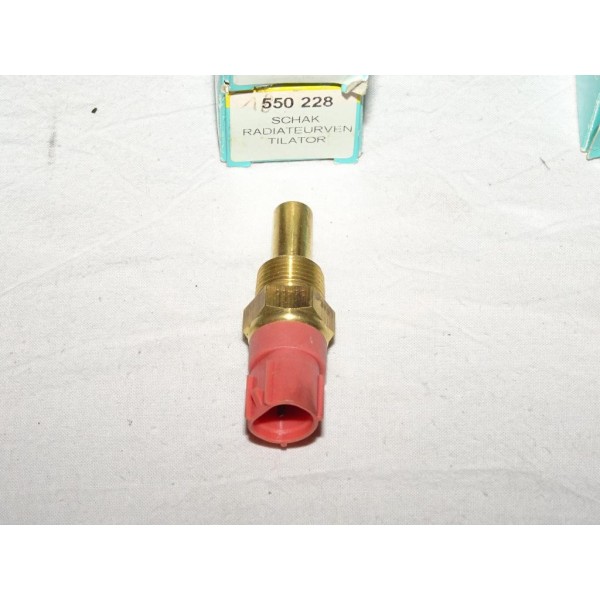 Interrupteur contacteur pedale feux de frein FAE 24615 pour hyundai coupé lantra S-coupe scoupe 