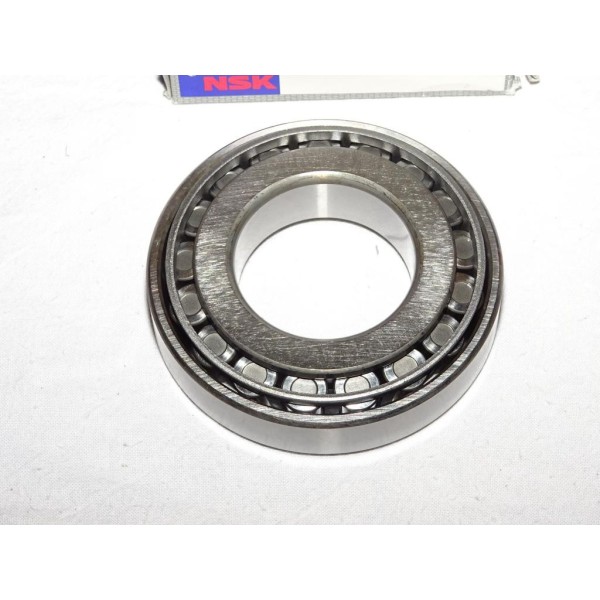 Roulement à billes NSK HR30208J F8140-30208 pour mitsubishi caterpillar 