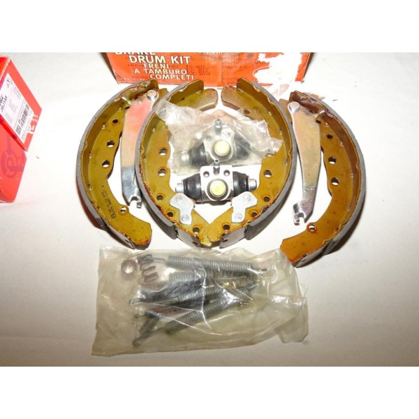 Kit frein arriere montage teves 230x40mm diametre Easy kit OPK227 pour volkswagen passat  B3 B4 audi 100 seat inca 