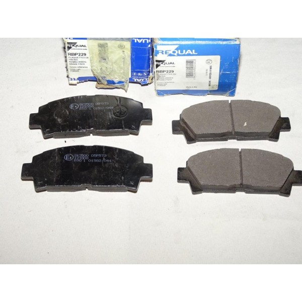 Jeux 4 plaquettes de frein avant montage akebono Requal RBP229 pour toyota avensis T22 carina E T19 MR2 W20 