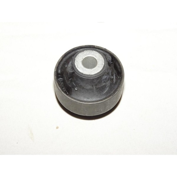 Silent bloc triangle bras de suspension Moog  NISB4510 pour nissan micra K12 note E11 