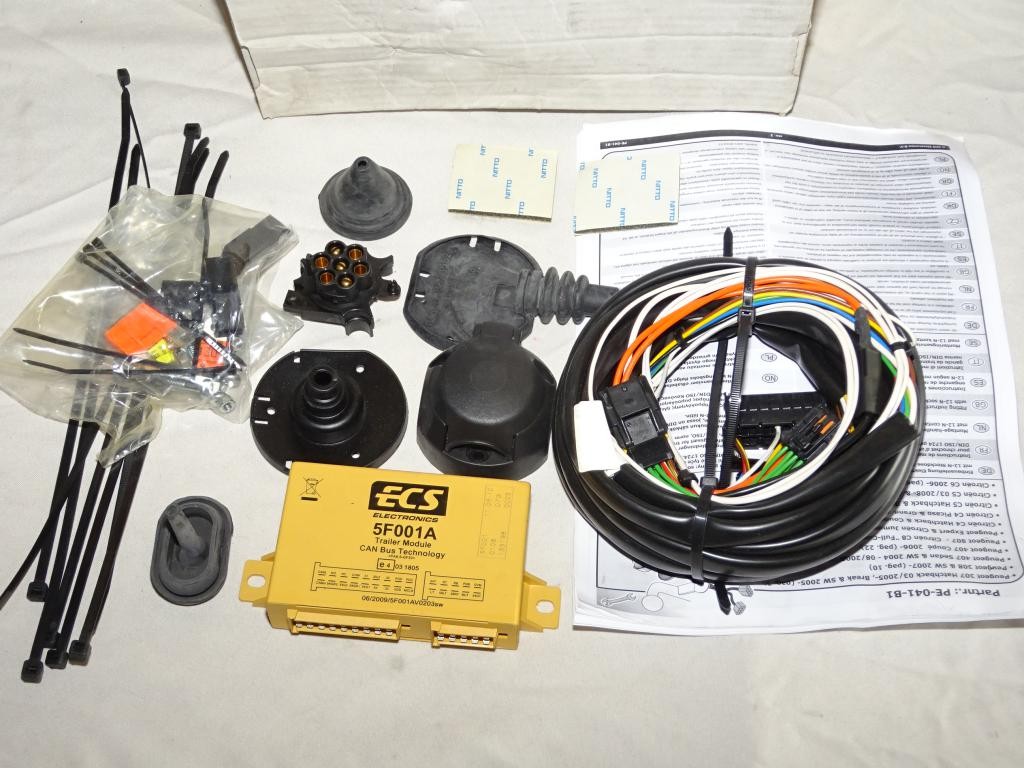 ECS Câble complet spécifique au véhicule 7 broches pour OPEL Astra H coffre ECS 07 