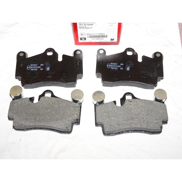 Jeux 4 plaquettes de frein arriere montage brembo Eicher 101330249 pour audi Q7 porsche cayenne volkswagen touareg 
