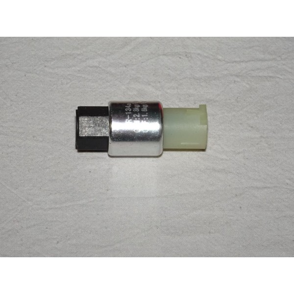 Pressostat climatisation Hella 6ZL351023-041 pour ford mondeo 1 2 I II fiesta 4 IV cougar transit 5 V focus 1 2 I II Cmax C-max 