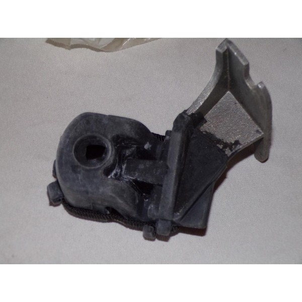 Silent bloc fixation silencieux echappement Bosal 255191 pour peugeot 307 308 break SW