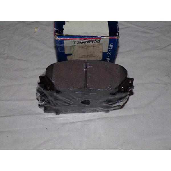 Jeux 4 plaquettes de frein avant montage akebono  NPS T360A129 pour toyota yaris XP9 XP13 prius XW30 lexus CT 