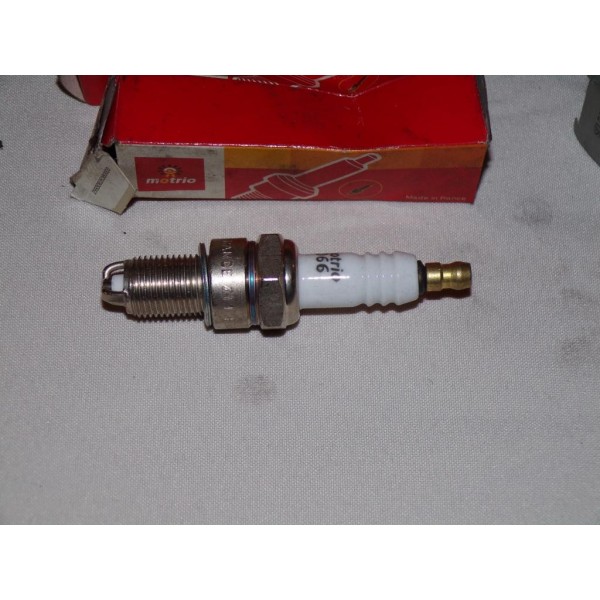 Lot 4 bougies allumage Motrio 8671004066 pour audi 80 90 100 A6 seat arosa cordoba ibiza 2 3 II III inca toledo skoda felicia oc