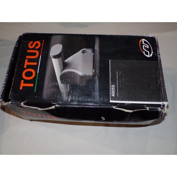 Kit pieds fixation barre de toit Totus 40059 pour toyota corolla verso MPV de 2004 à 2009 