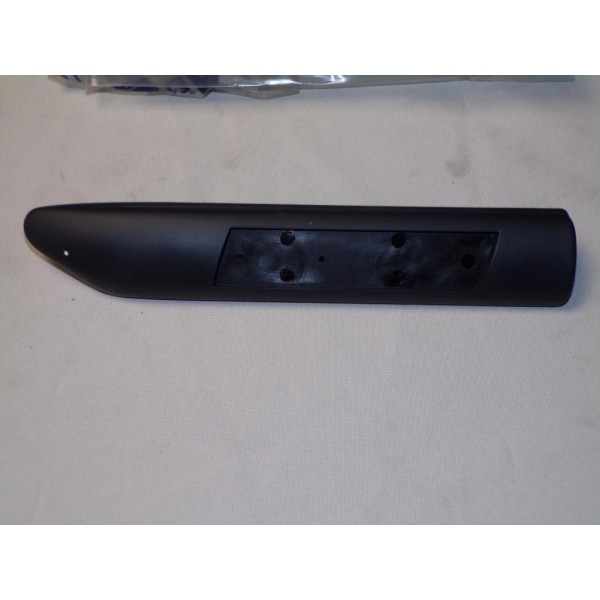 Moulure baguette aile avant gauche support sigle logo embleme Fiat 1471436692 pour fiat ulysse 1 de 1994 à 2002 