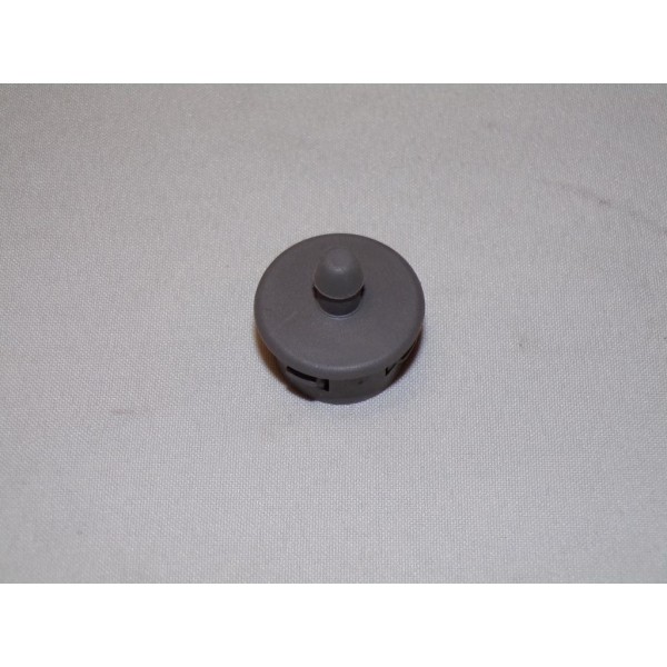 Bouchon revetement compartiment coffre Fiat 735250394 pour fiat multipla 