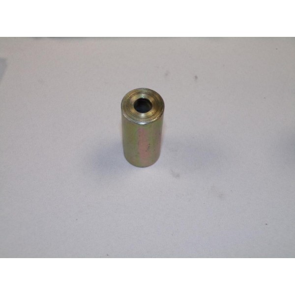 Douille entretoise fixation compresseur climatisation Fiat 71712152 pour fiat ducato de 1994 à 2002 