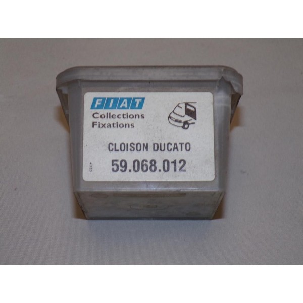 Pack kit agrafes attache fixation cloison interieur Fiat 59068012 pour fiat ducato peugeot boxer citroen jumper 