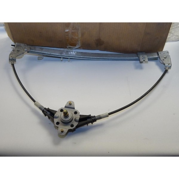 Mecanisme leve vitre manuel porte avant gauche Fiat 7737530 pour fiat punto 5 portes de 1993 à 1999 