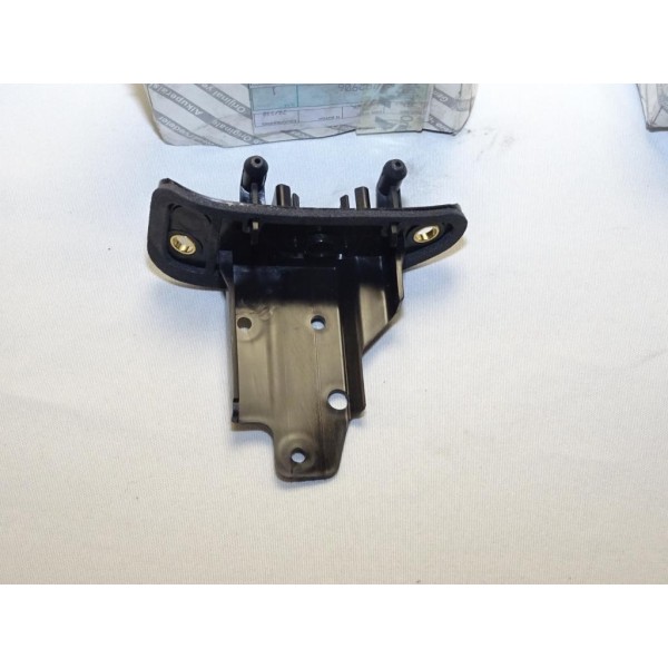 Platine support verrou volet trappe carburant Fiat 51782906 pour fiat idea lancia musa 